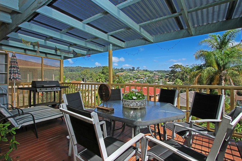 Photo - 27 Ocean Avenue, Surf Beach NSW 2536 - Image 2