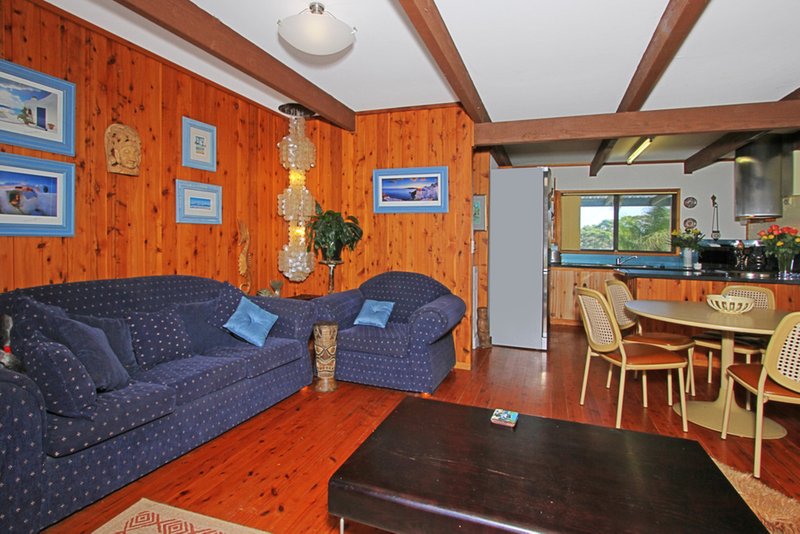 Photo - 27 Ocean Avenue, Surf Beach NSW 2536 - Image 5