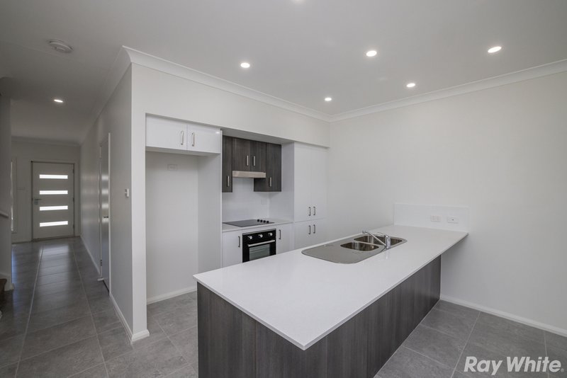 Photo - 2/7 Oceania Street, Forster NSW 2428 - Image 4