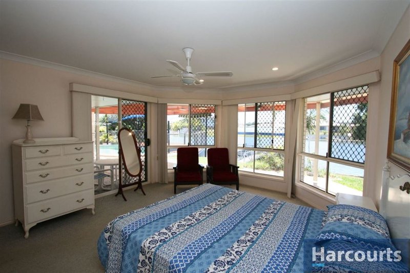 Photo - 27 Oleander Drive, Bongaree QLD 4507 - Image 5