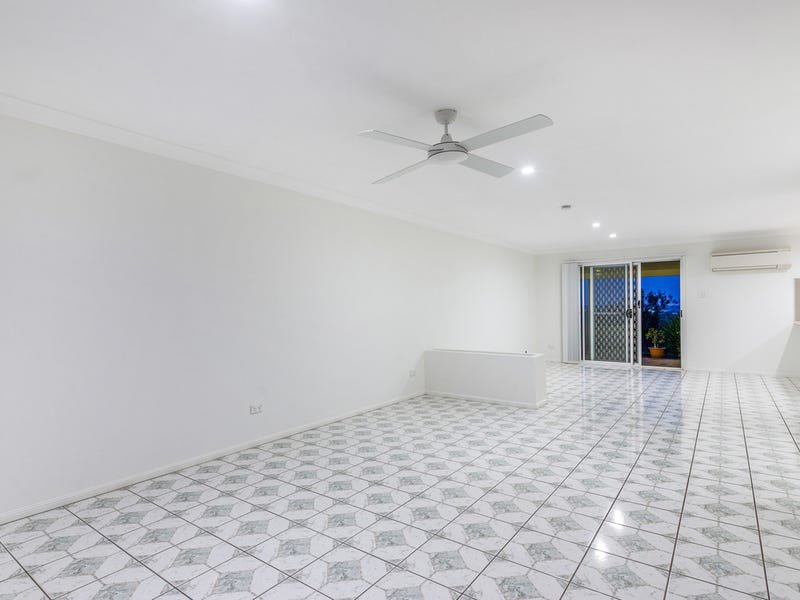 Photo - 27 Oppermann Drive, Ormeau QLD 4208 - Image 22