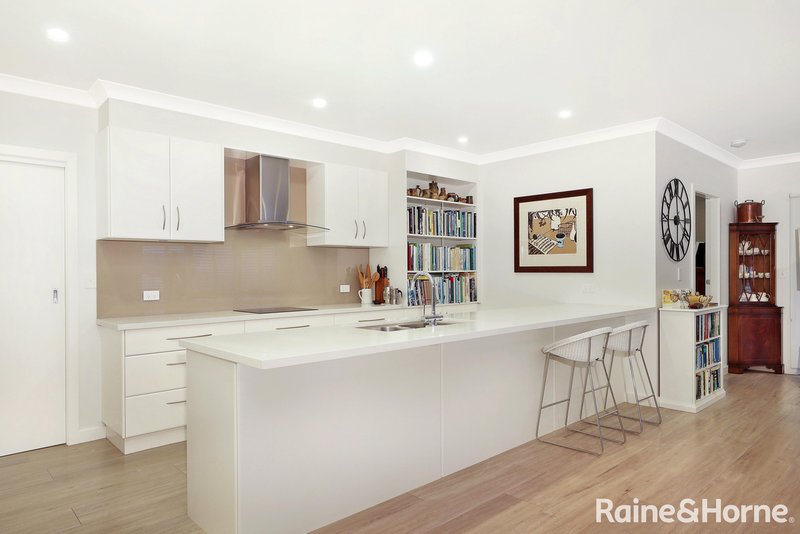 Photo - 27 Oxford Street, Mittagong NSW 2575 - Image 4