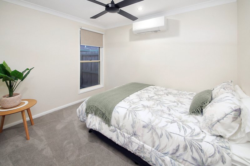 Photo - 27 Oxley Place, Forest Lake QLD 4078 - Image 15