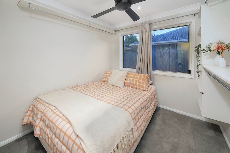 Photo - 27 Oxley Place, Forest Lake QLD 4078 - Image 16