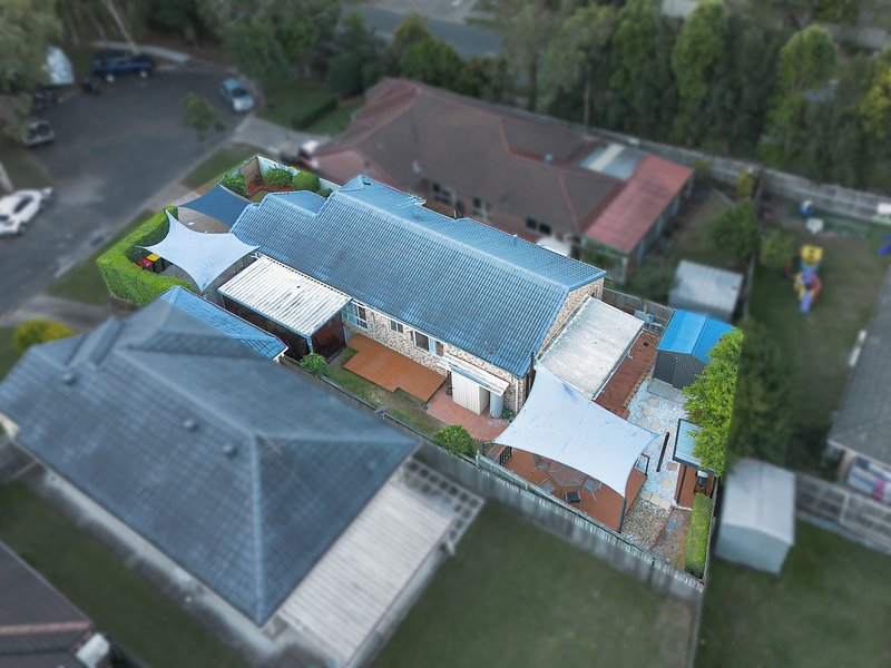 Photo - 27 Oxley Place, Forest Lake QLD 4078 - Image 25
