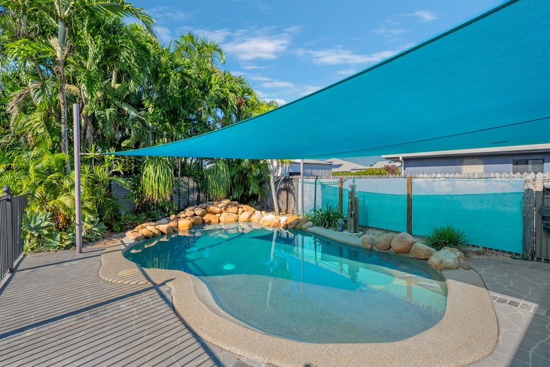 Photo - 27 Pacific Avenue, Bushland Beach QLD 4818 - Image 4