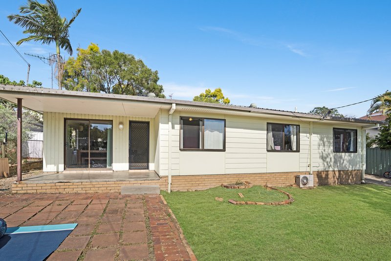 27 Paperbark Street, Crestmead QLD 4132