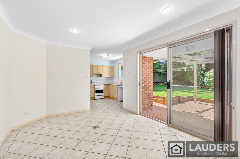 Photo - 2/7 Paradise Close, Old Bar NSW 2430 - Image 3