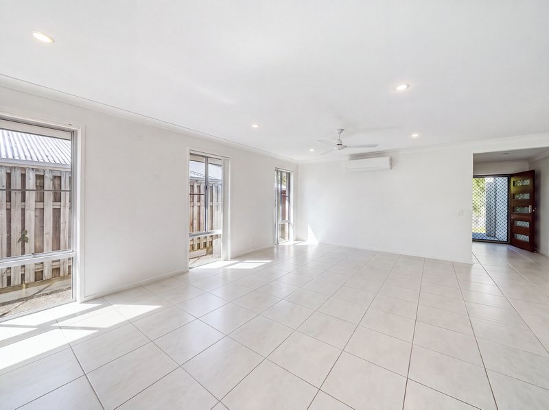 Photo - 27 Park Vista Drive, Mango Hill QLD 4509 - Image 4