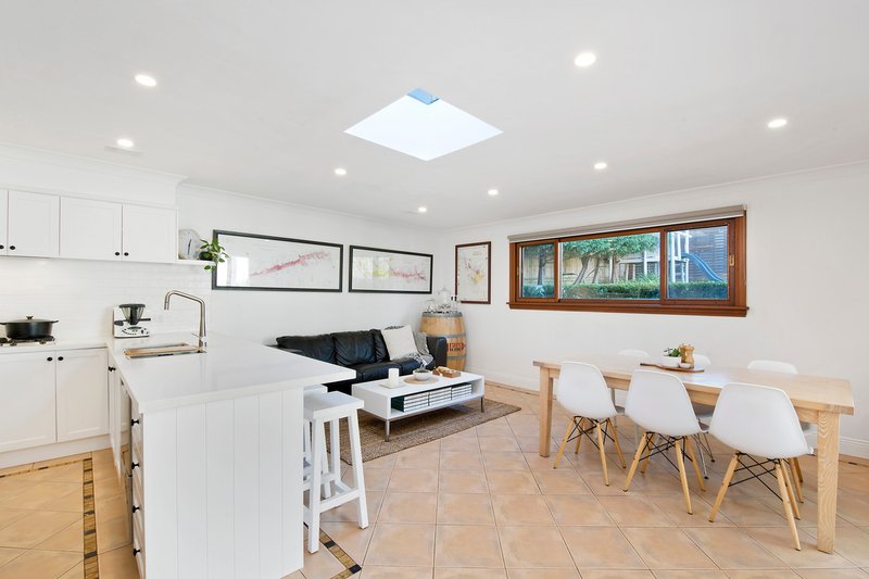 Photo - 27 Parkes Road, Collaroy Plateau NSW 2097 - Image 2