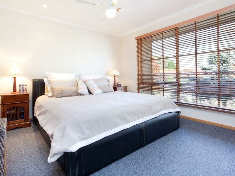 Photo - 27 Parkside Crescent, Mornington VIC 3931 - Image 5