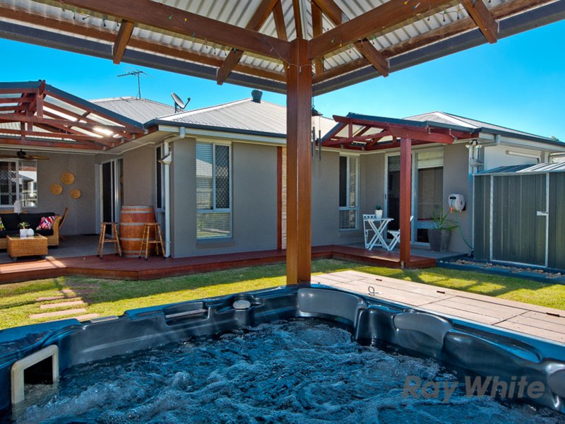 Photo - 27 Parkway Cres , Murrumba Downs QLD 4503 - Image 23