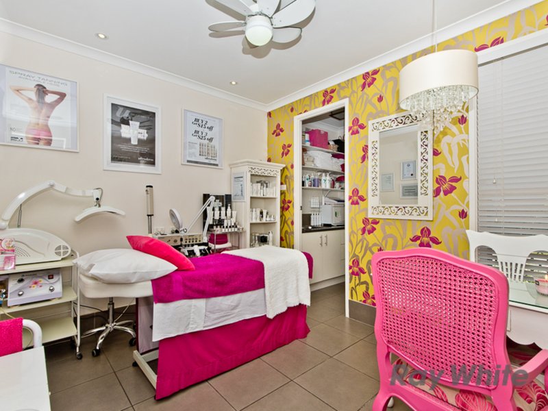 Photo - 27 Parkway Crescent, Murrumba Downs QLD 4503 - Image 17