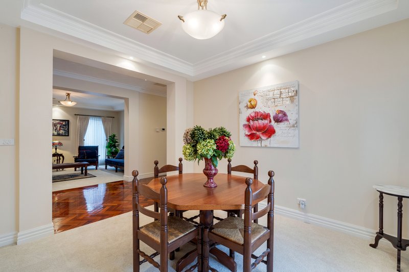 Photo - 27 Parramatta Walk, Craigieburn VIC 3064 - Image 4