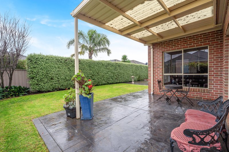 Photo - 27 Parramatta Walk, Craigieburn VIC 3064 - Image 14