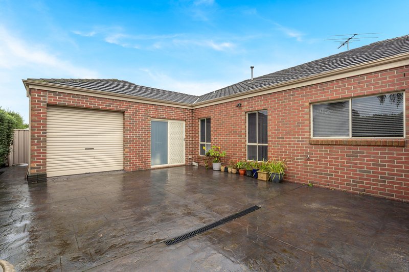 Photo - 27 Parramatta Walk, Craigieburn VIC 3064 - Image 16