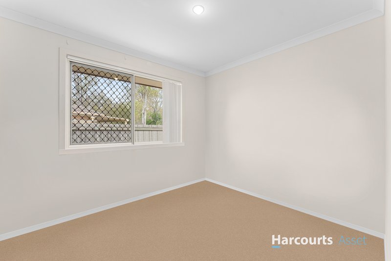 Photo - 27 Patsy Crescent, Redbank Plains QLD 4301 - Image 7