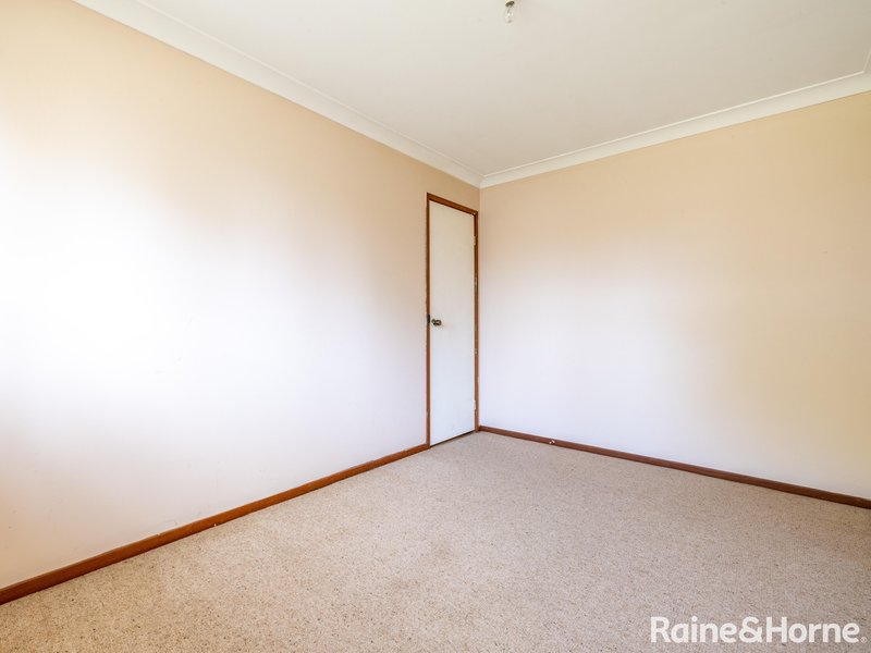 Photo - 27 Patterson Place, Kelso NSW 2795 - Image 7