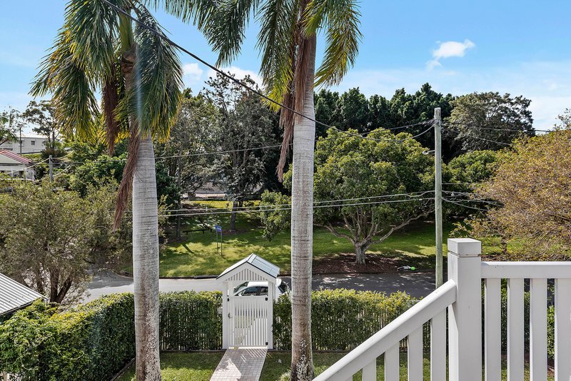 Photo - 27 Pattison Avenue, Norman Park QLD 4170 - Image 19