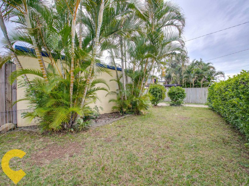 Photo - 27 Paul Street, Kallangur QLD 4503 - Image 3