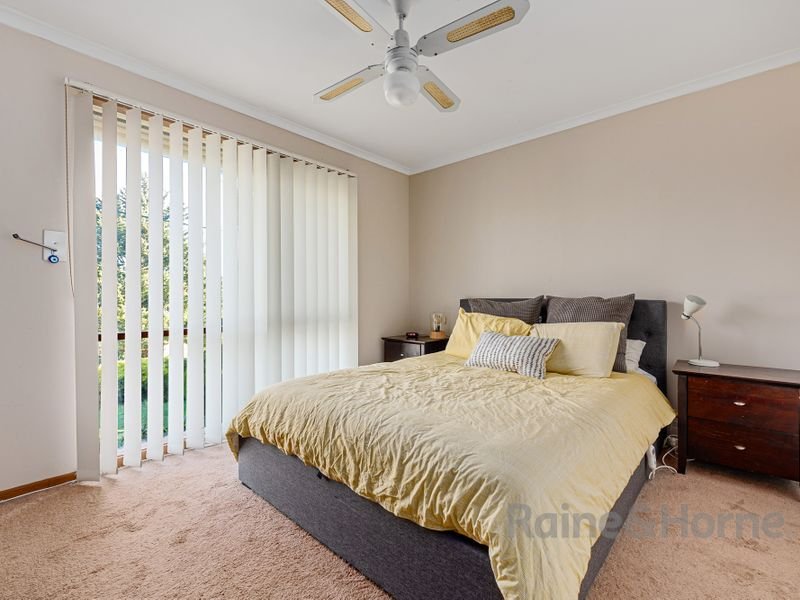 Photo - 27 Pauline Court, Hampton Park VIC 3976 - Image 4