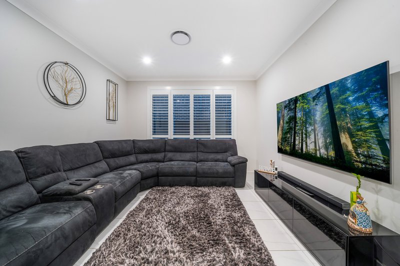 Photo - 27 Pear Street, Austral NSW 2179 - Image 4