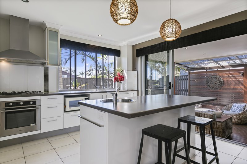 Photo - 27 Pepper Tree Circuit, Maroochydore QLD 4558 - Image 11