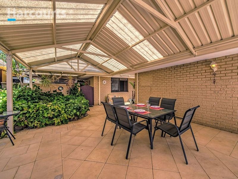 Photo - 27 Periwinkle Road, Mullaloo WA 6027 - Image 2