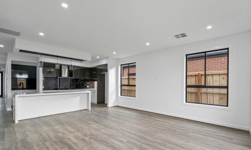 Photo - 27 Persley Street, Tarneit VIC 3029 - Image 6