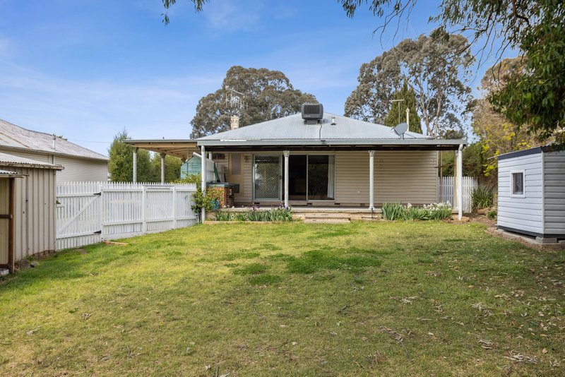 Photo - 27 Petit Street, Yass NSW 2582 - Image 22