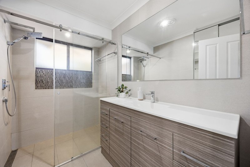 Photo - 27 Petterson Avenue, Kardinya WA 6163 - Image 23