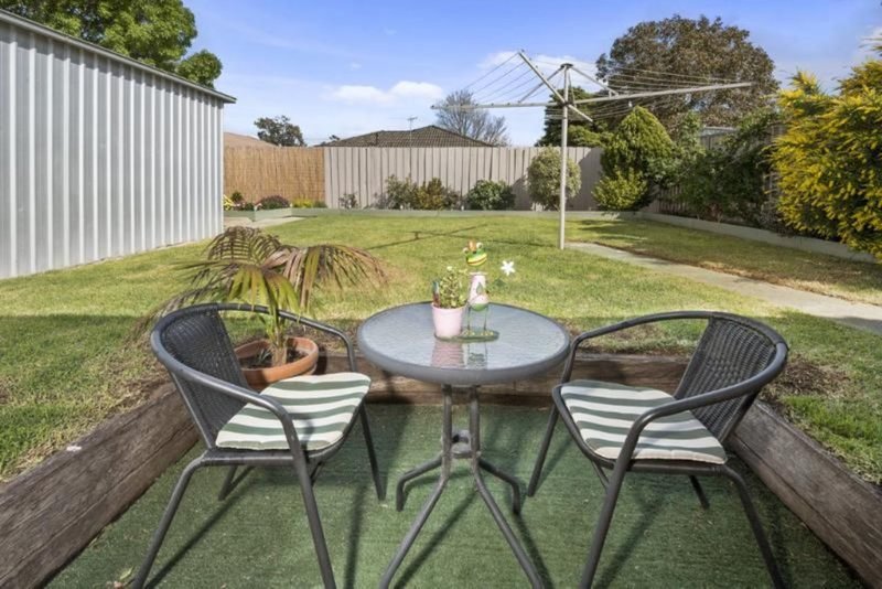 Photo - 27 Pigeon Street, Werribee VIC 3030 - Image 14