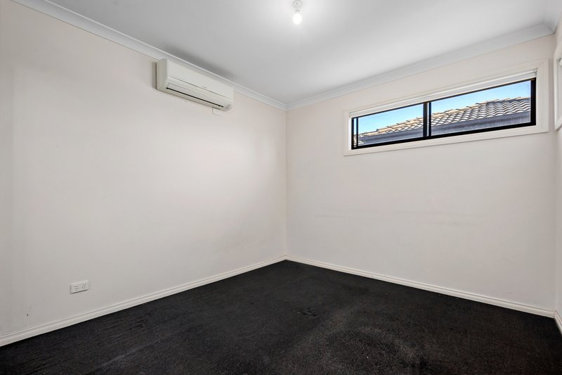 Photo - 2/7 Pinetree Crescent, Lalor VIC 3075 - Image 7