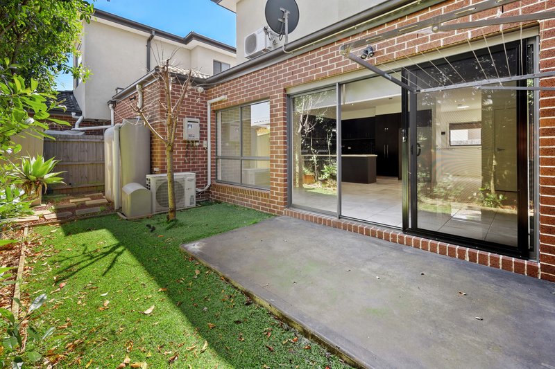 Photo - 2/7 Pinetree Crescent, Lalor VIC 3075 - Image 10