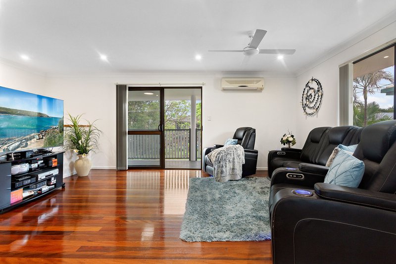 Photo - 27 Pleasant Drive, Albany Creek QLD 4035 - Image 3