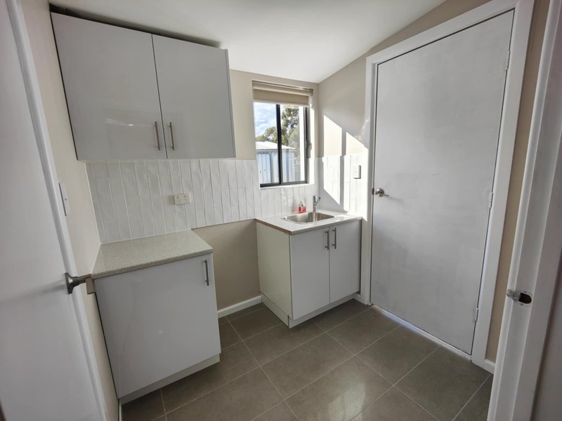 Photo - 27 Plover Court, Murray Bridge SA 5253 - Image 4