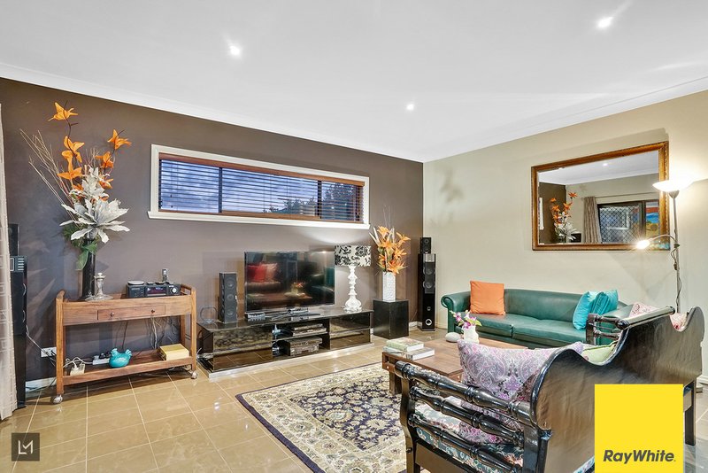 Photo - 27 Poplar Blvd , Tarneit VIC 3029 - Image 5