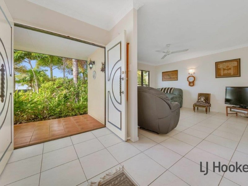 Photo - 27 Pryde Street, Tannum Sands QLD 4680 - Image 3