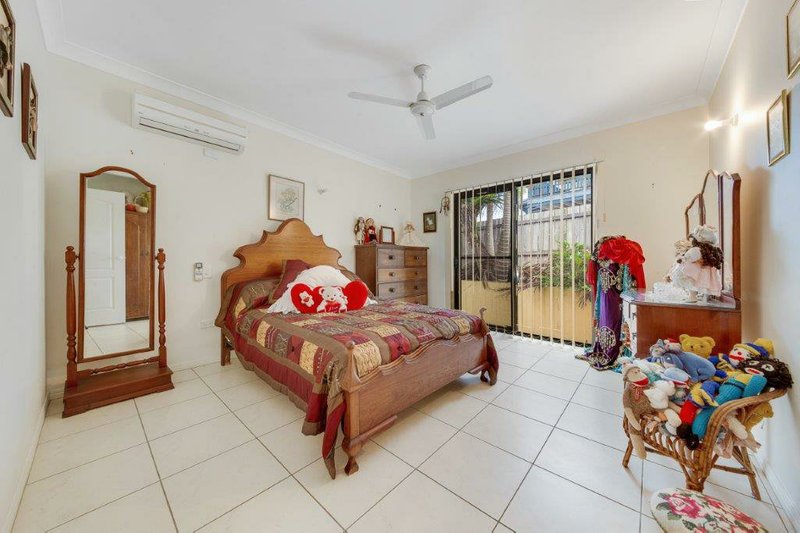 Photo - 27 Pryde Street, Tannum Sands QLD 4680 - Image 16