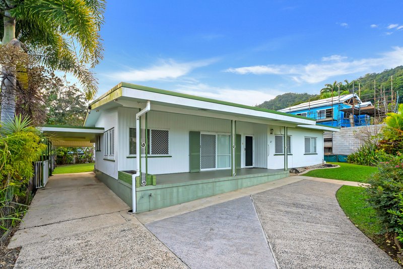 Photo - 27 Pyne Street, Edge Hill QLD 4870 - Image 2