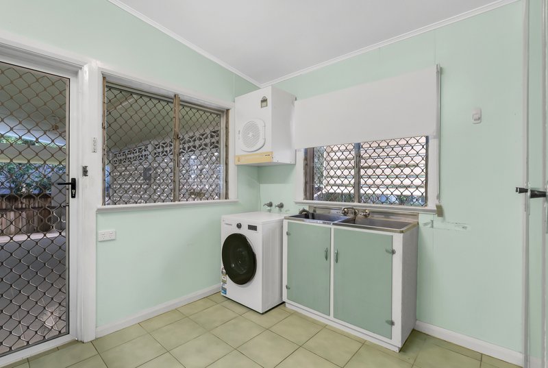 Photo - 27 Pyne Street, Edge Hill QLD 4870 - Image 16