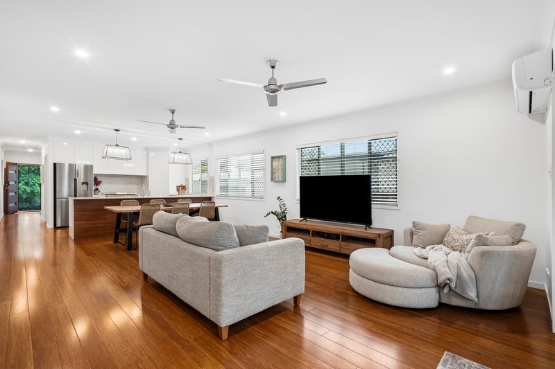 Photo - 27 Queen Street, Blackstone QLD 4304 - Image 6