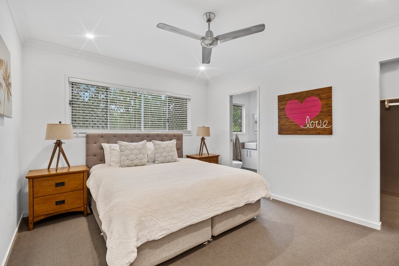 Photo - 27 Queen Street, Blackstone QLD 4304 - Image 8