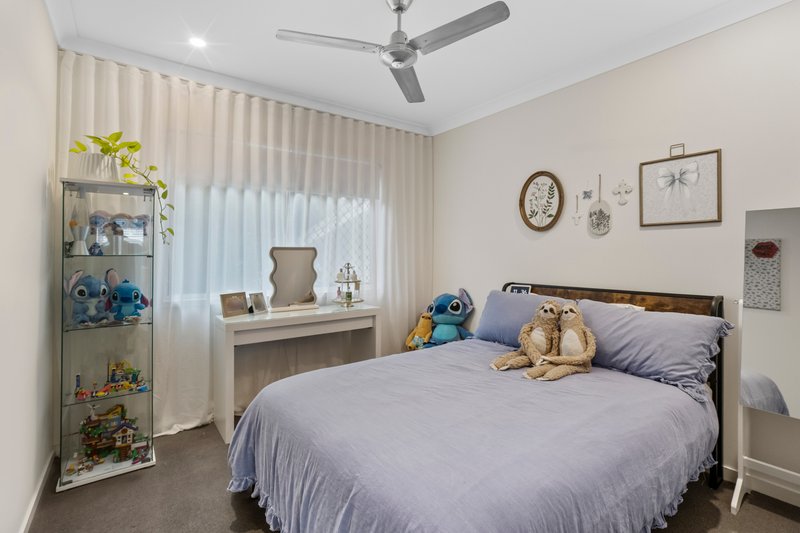 Photo - 27 Queen Street, Blackstone QLD 4304 - Image 10