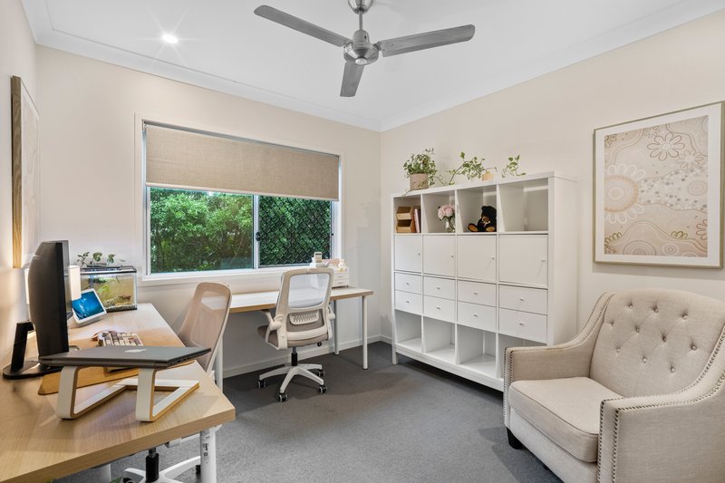 Photo - 27 Queen Street, Blackstone QLD 4304 - Image 11