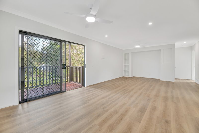 Photo - 27 Queen Street, Blackstone QLD 4304 - Image 25