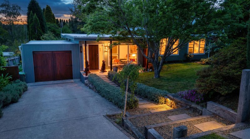 Photo - 27 Queen Street, Bowral NSW 2576 - Image 5