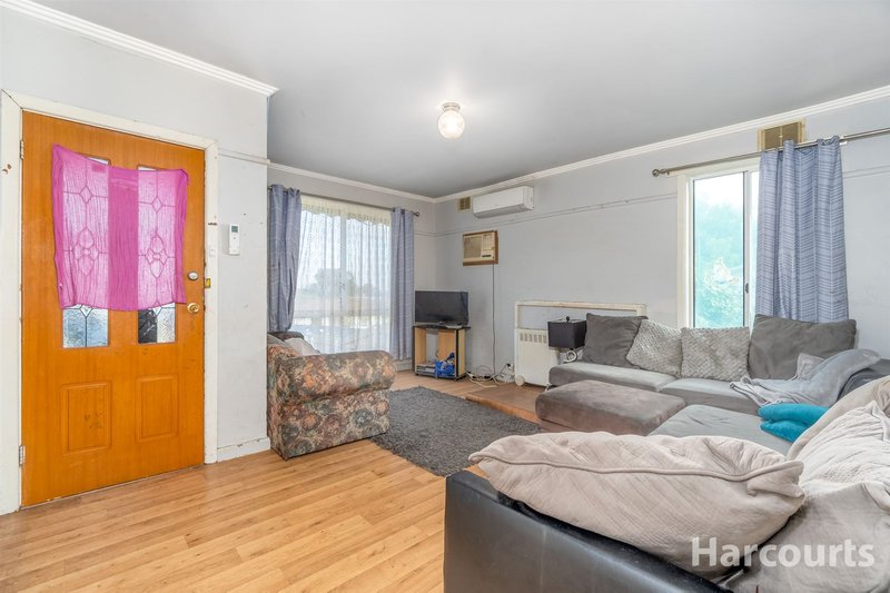 Photo - 27 Queen Street, Moe VIC 3825 - Image 2