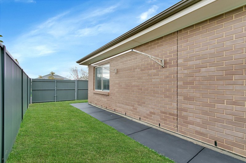 Photo - 27 Queensberry Way, Blakeview SA 5114 - Image 17