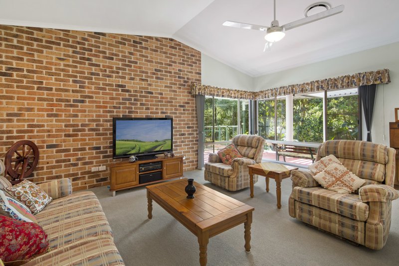 Photo - 27 Quiet Valley Crescent, Buderim QLD 4556 - Image 2